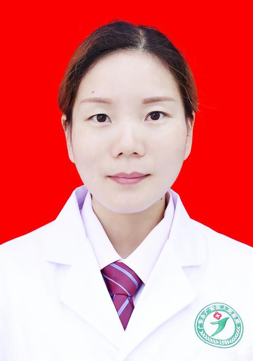 伊川中医院儿科李红宇